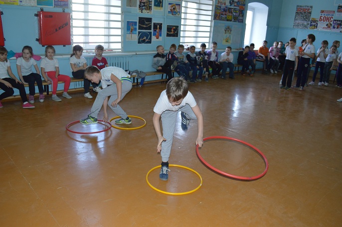  Школьники Оренбуржья проводят каникулы с пользой